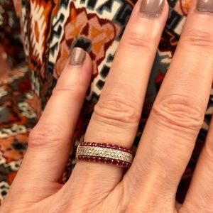 Jewelry - 14K Size 7 Gold Ring With Dust Diamonds and Ruby's Jewelry - 14K Size 7 Gold Ring With Dust Diamonds and Ruby's
